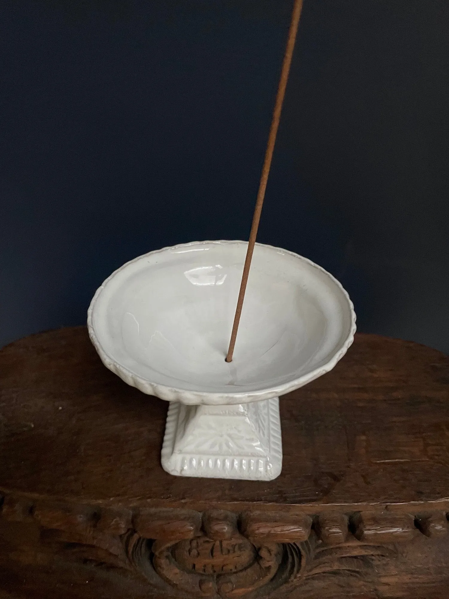 Astier de Villatte 'Csar Cesar' Incense Holder