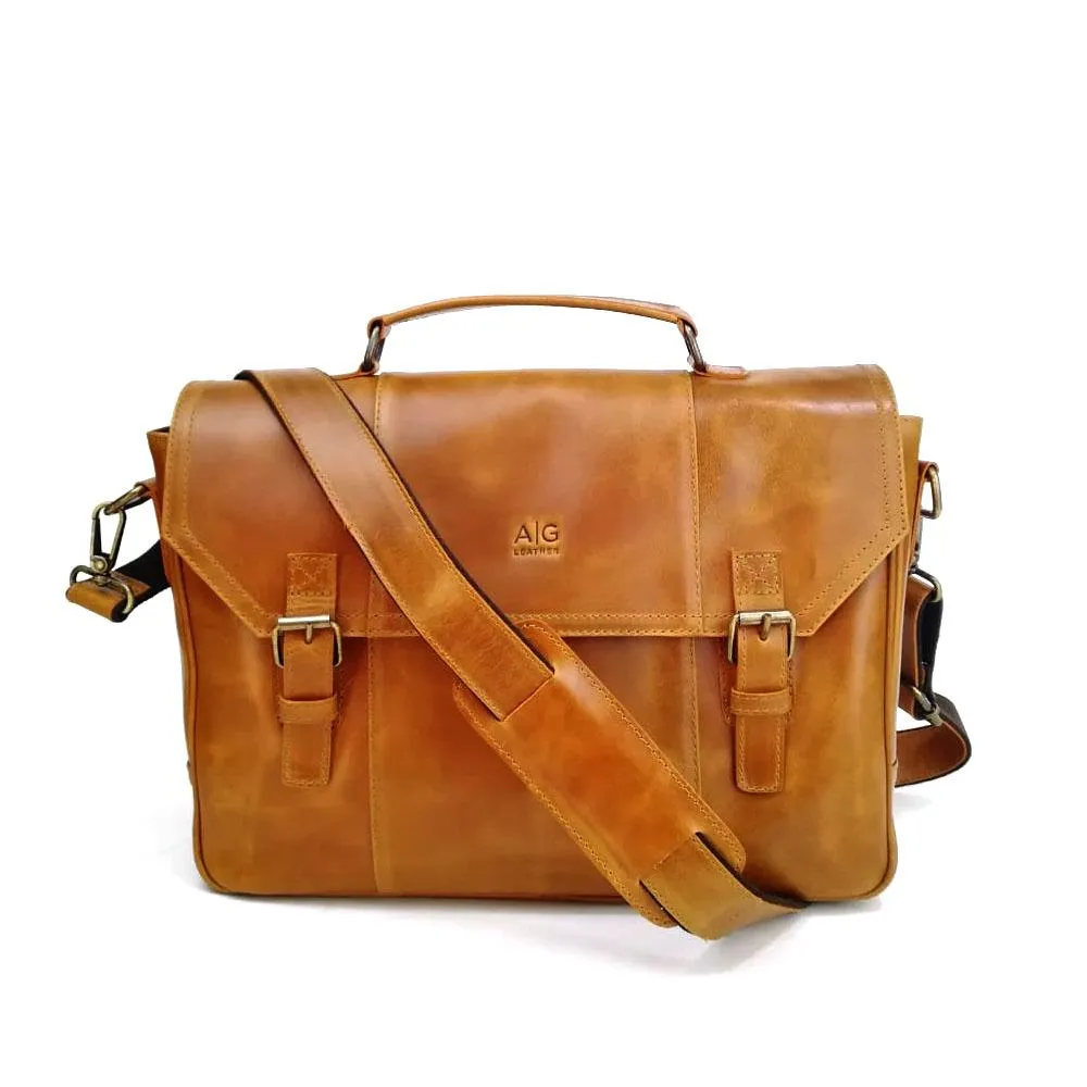Nevada Messenger Bag in Cognac Leather