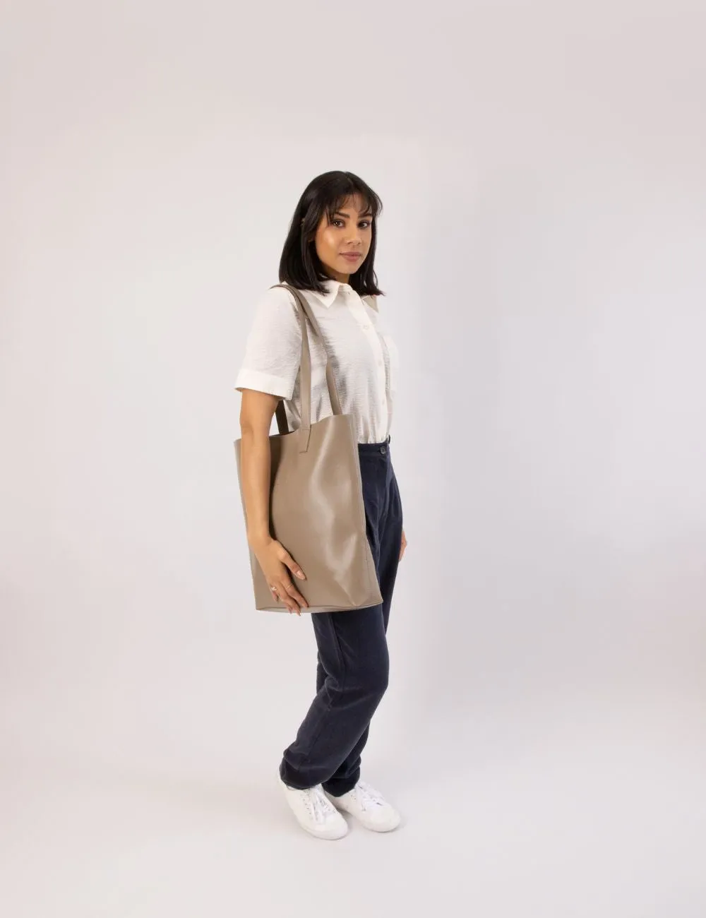 nuuwaï - Vegan Shopper - YOSSI SOFT TAUPE