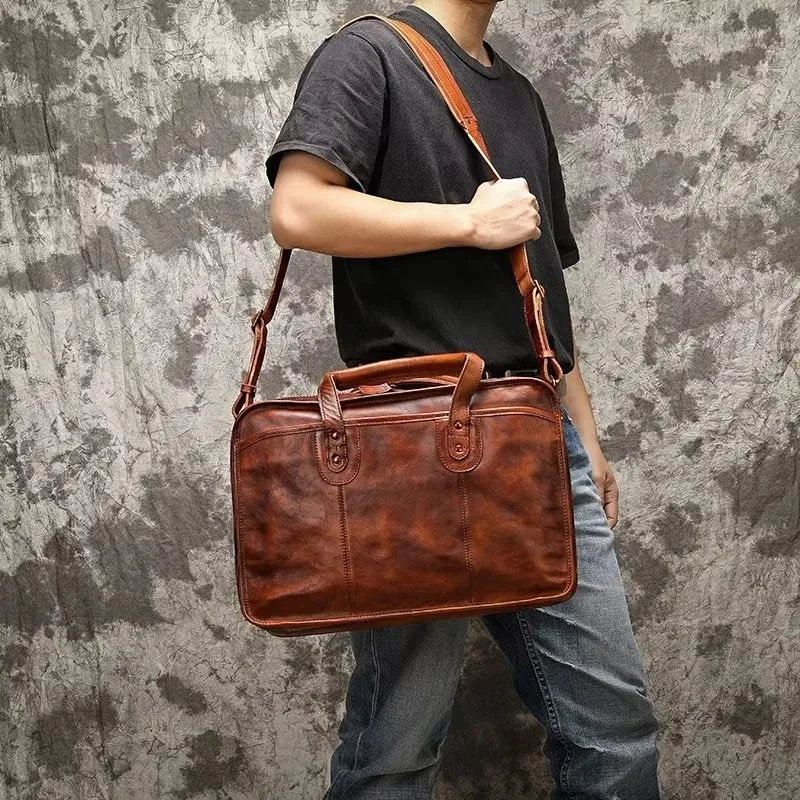 RetroLuxe Cowhide Travel Tote: Elegant Luxury Handbag