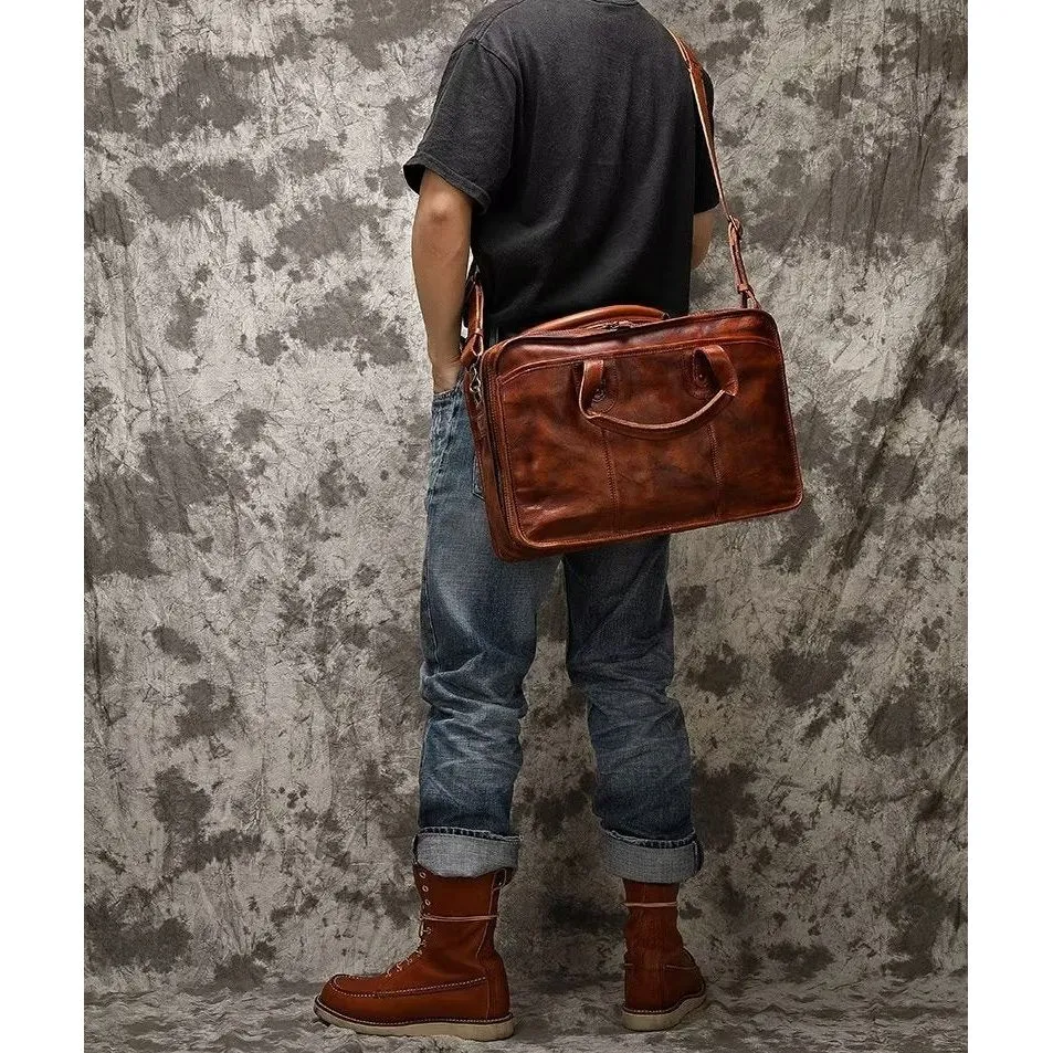 RetroLuxe Cowhide Travel Tote: Elegant Luxury Handbag